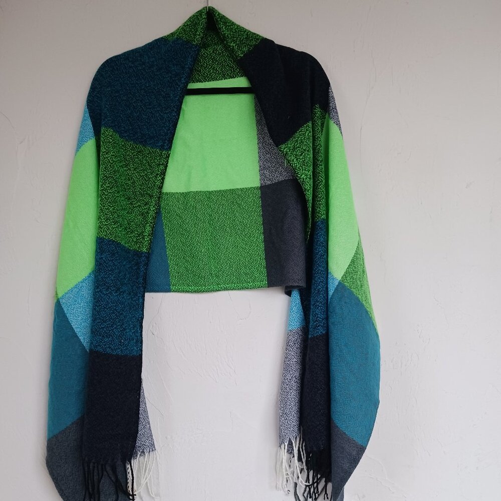 Shawl light weight